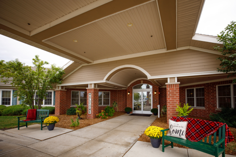 Welcoming entrance of Parkside Manor