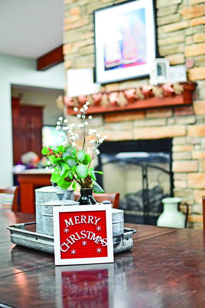christmas-table-photo-2
